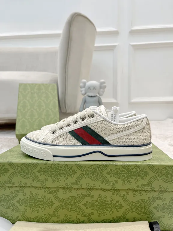 Gucci Shoe 